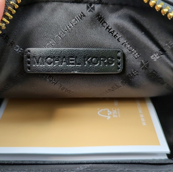 Michael Kors Bradshaw Black Leather Crossbody Bag - Picture 6 of 6